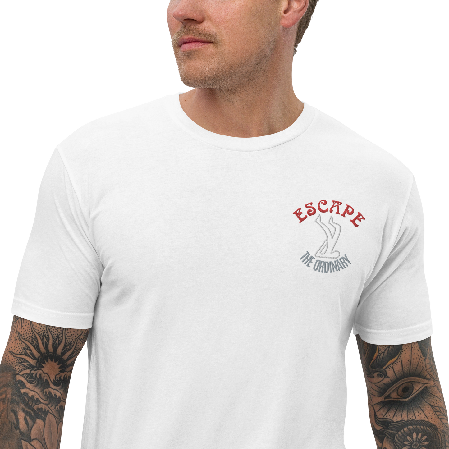 Escape The Ordinary Men's Fitted T-Shirt - Red